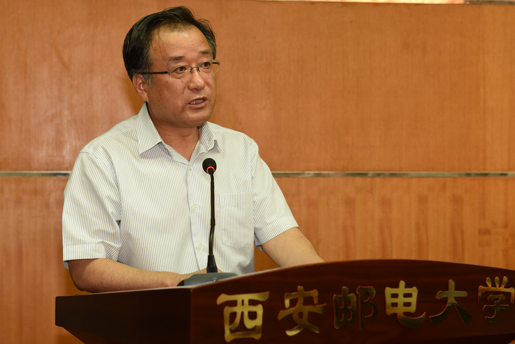 西安邮电大学党委书记崔智林